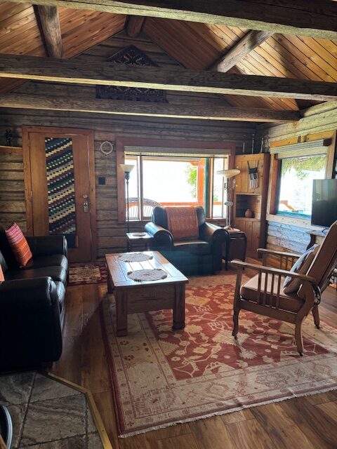 Vintage View Cottage Living Room Sitting Area